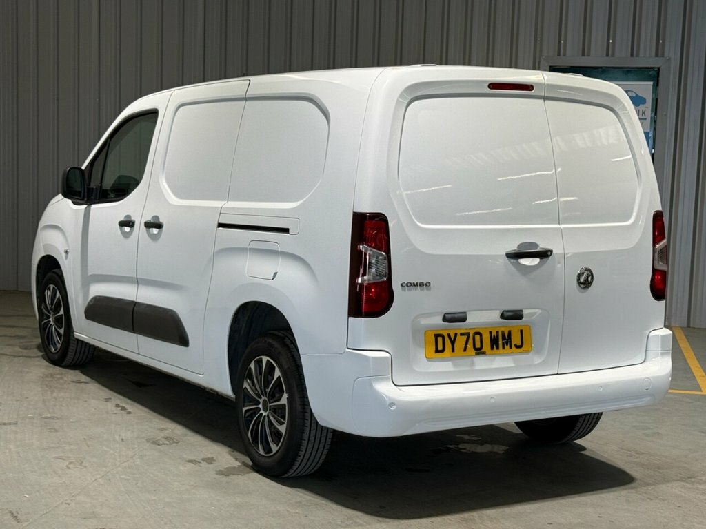 Vauxhall Combo 1.5L Sportive DY70WMJ White #2
