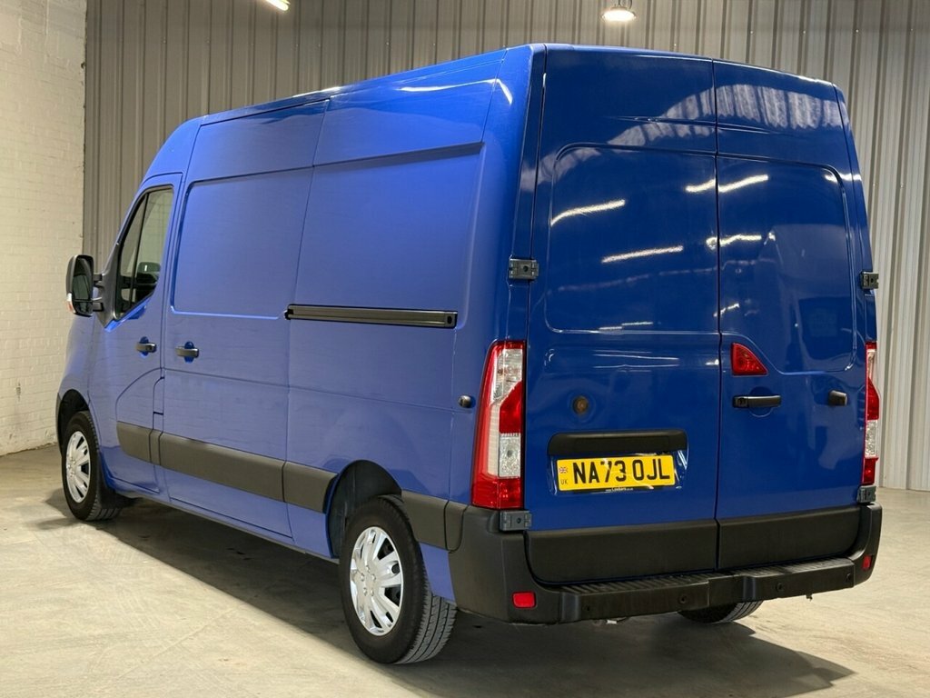 Nissan InterStar 2.3L Tekna Grey #2