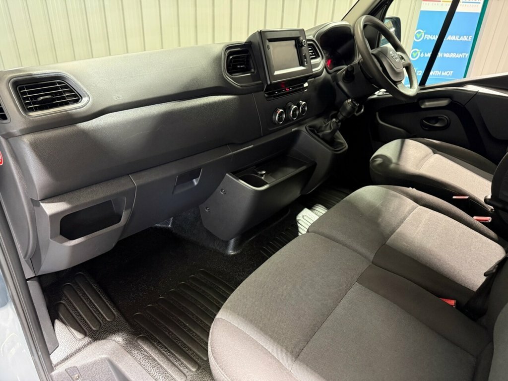 Nissan InterStar 2.3L Tekna Grey #6