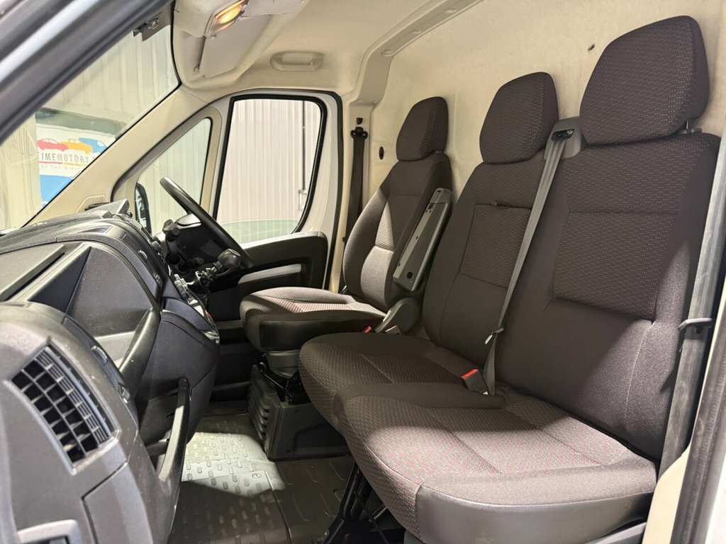 Citroen Relay 2.2L Enterprise MJ72UZV White #5