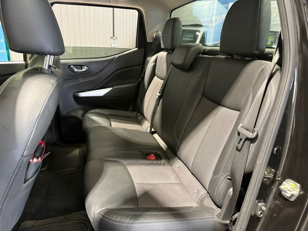 Nissan Navara 2.3L N-guard YG21RCE Black #5