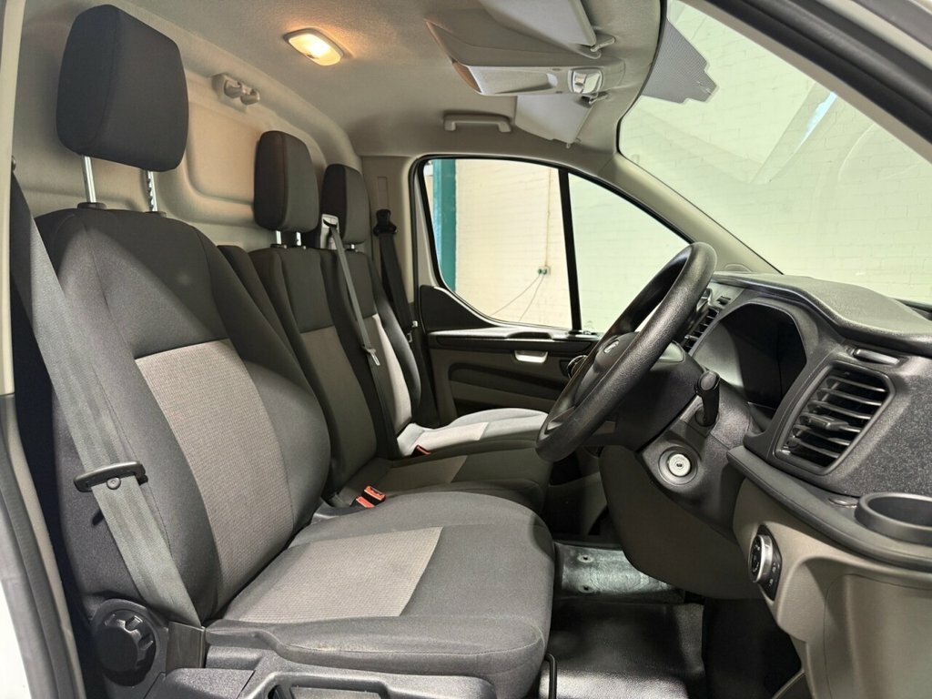 Ford Transit Custom 2L Leader LE23GCZ White #4