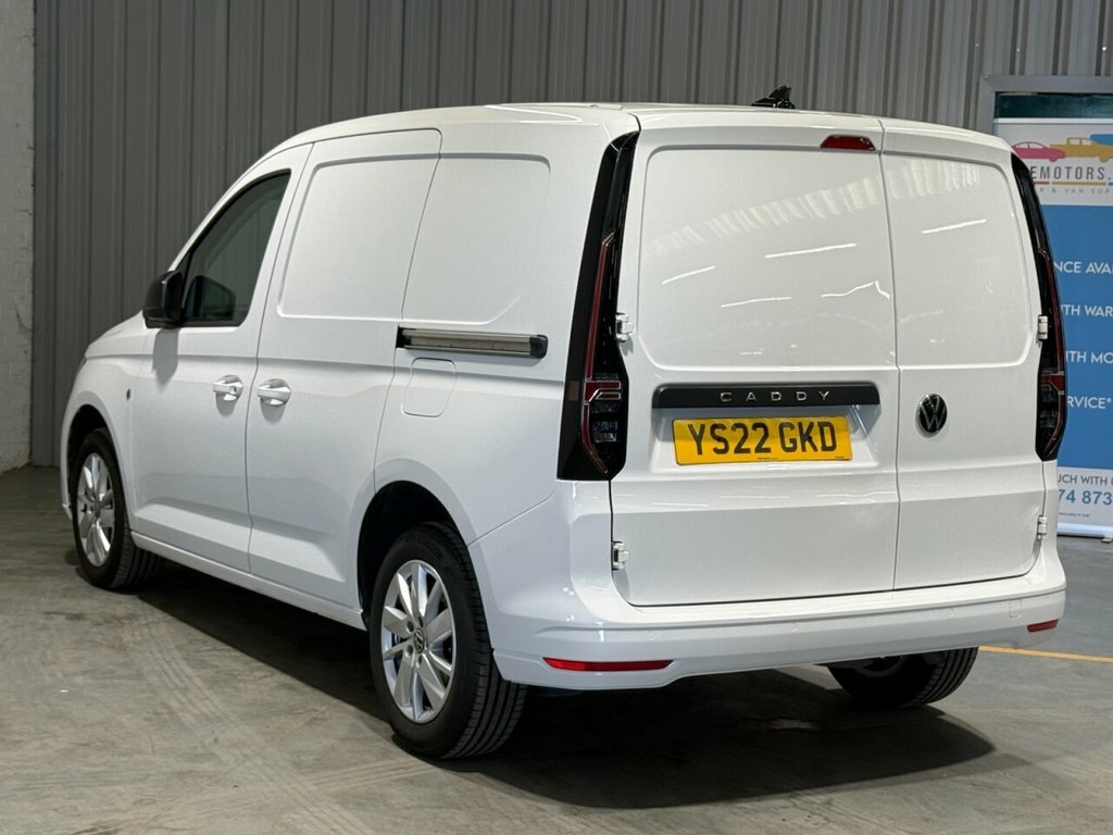 Volkswagen Caddy 2L Commerce Pro YS22GKD White #2