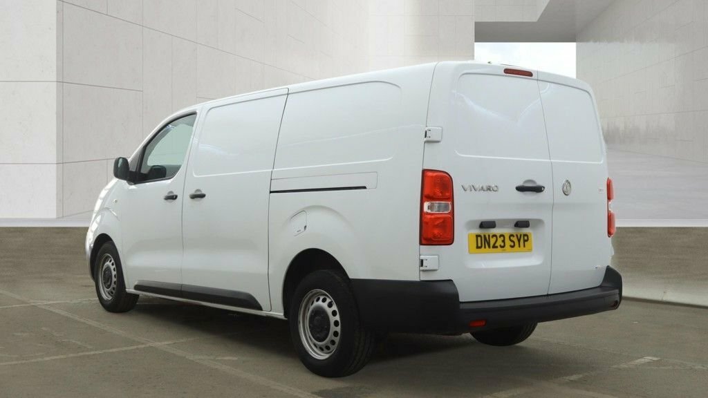 Vauxhall Vivaro 1.5L Prime 6Dr White #3