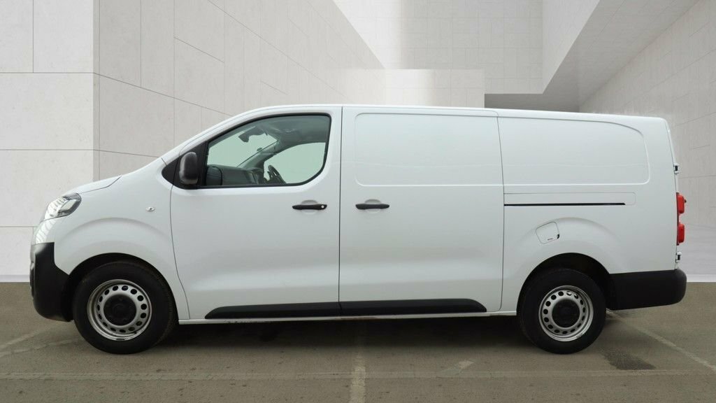 Vauxhall Vivaro 1.5L Prime 6Dr White #6