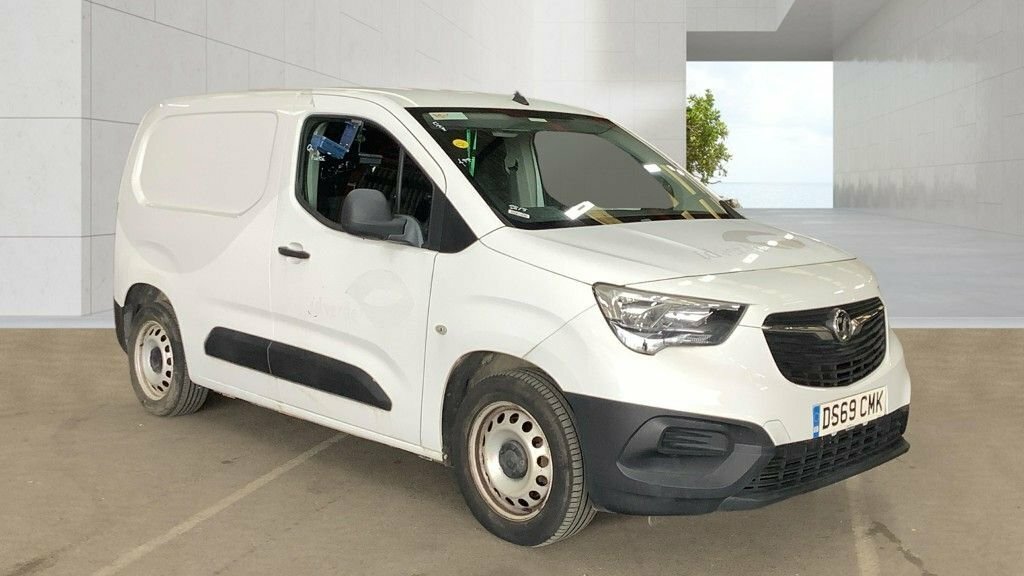 Vauxhall Combo 1.6L Edition White