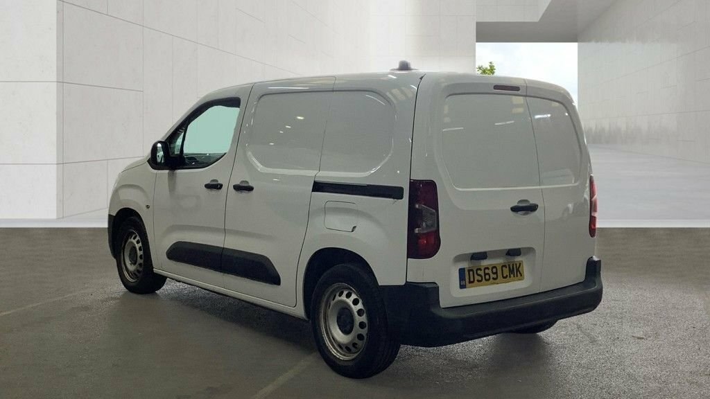 Vauxhall Combo 1.6L Edition White #3