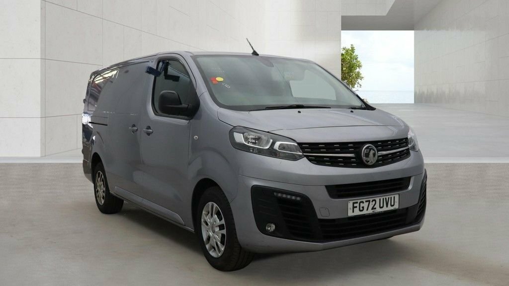 Vauxhall Vivaro 1.5L Sportive 6Dr FG72UVU Grey