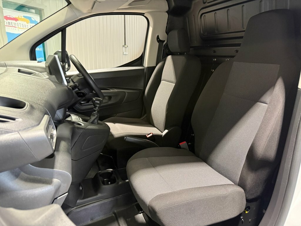 Citroen Berlingo 1.5L Enterprise Edition M CJ23VXX White #6