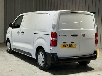 Vauxhall Vivaro 1.5L Dynamic 6Dr White #2