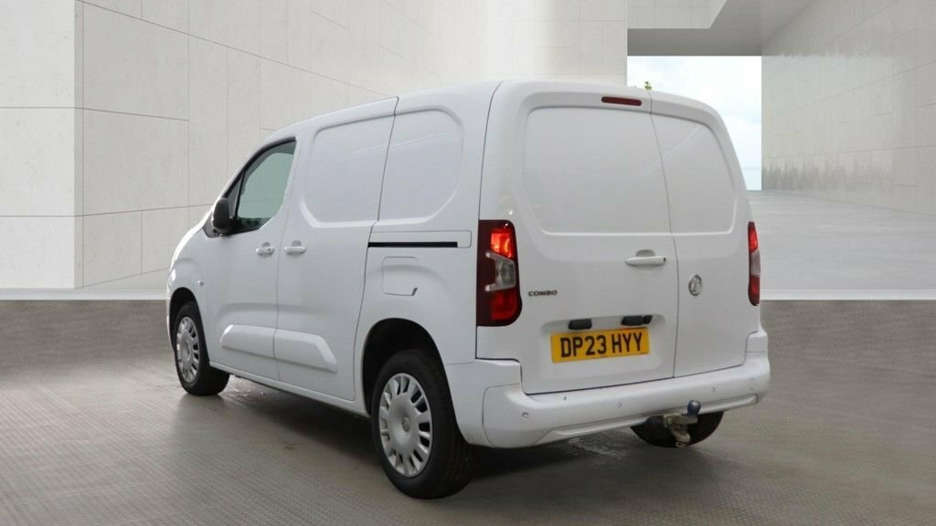 Vauxhall Combo 1.5L Pro White #3