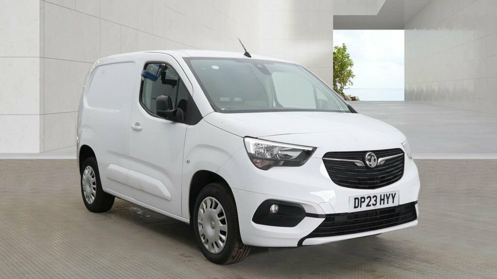 Vauxhall Combo 1.5L Pro White