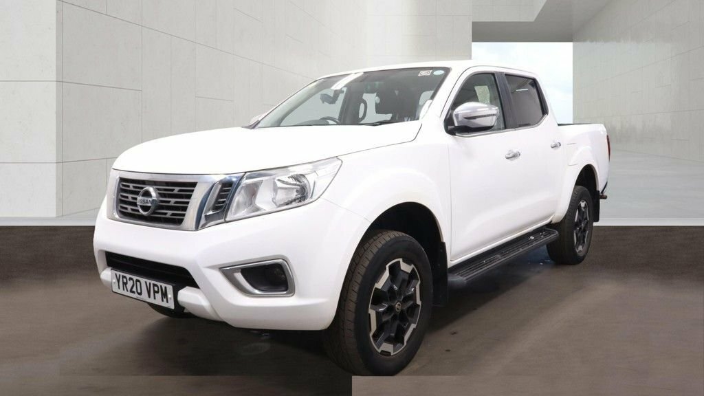 Nissan Navara 2.3L N-connecta White #2
