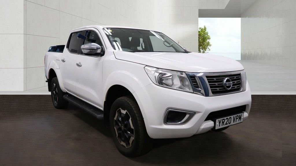 Nissan Navara 2.3L N-connecta White