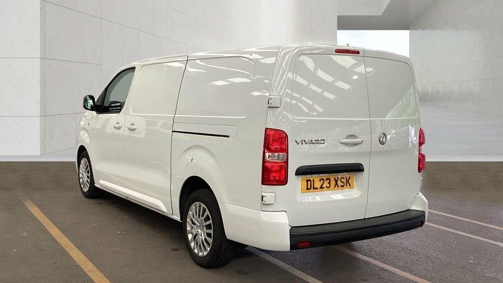 Vauxhall Vivaro 1.5L Pro 6Dr White #3