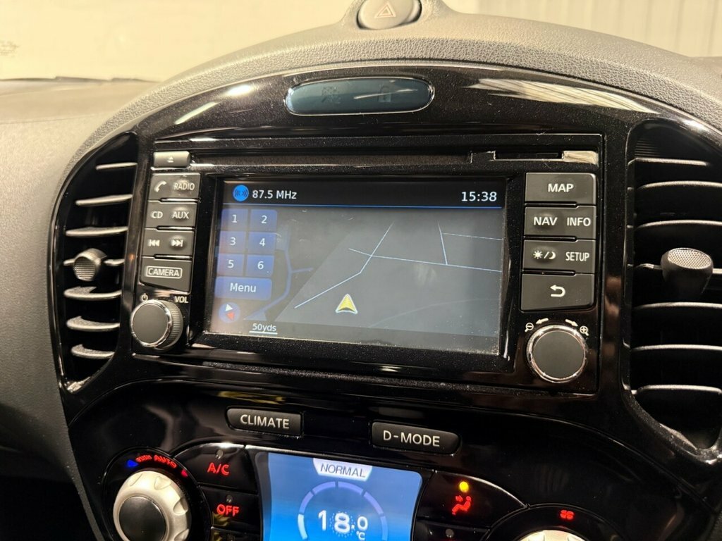 Nissan Juke 1.6L Tekna White #6