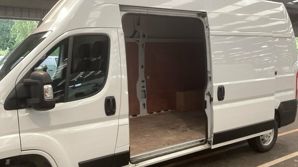 Vauxhall Movano 2.2 Turbo D 140Ps H2 Van Dynamic #7