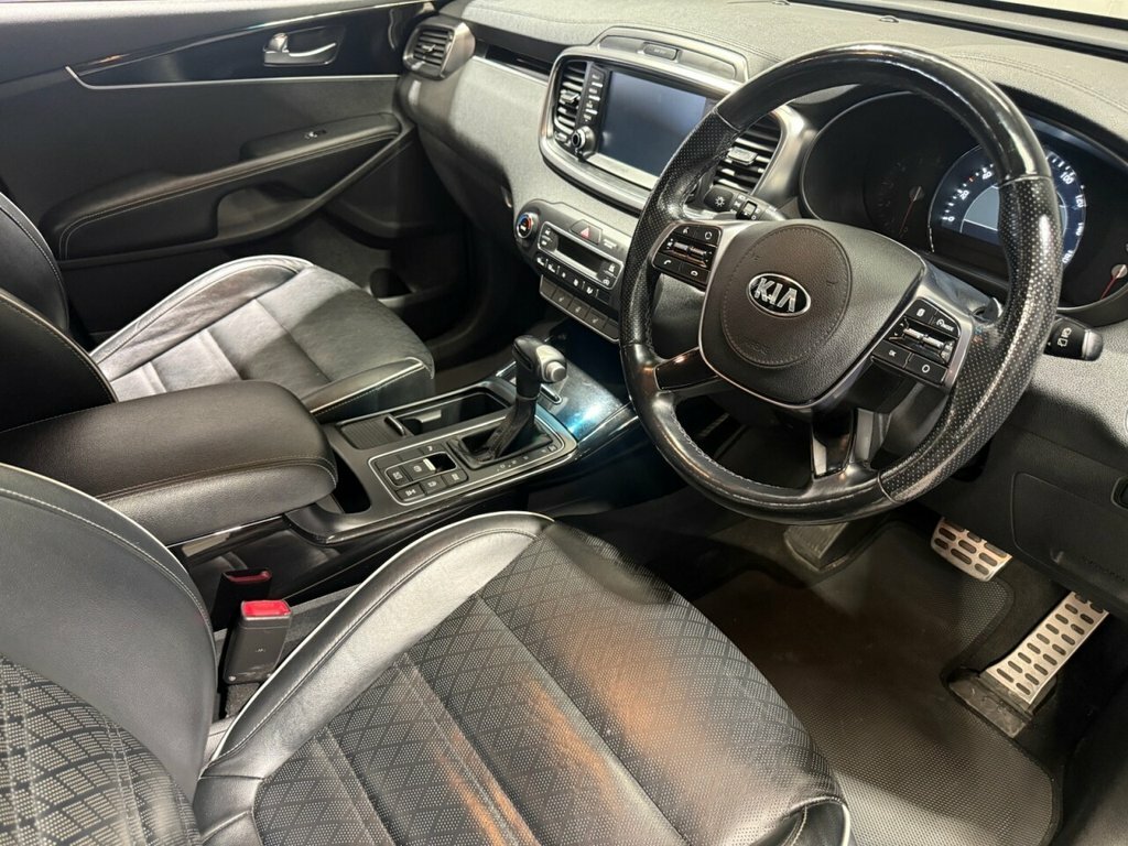 Kia Sorento 2.2L Gt-line Black #3