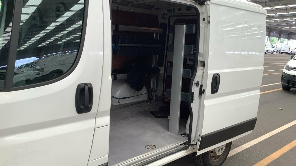 Citroen Relay 2.2 Bluehdi 35 White #8