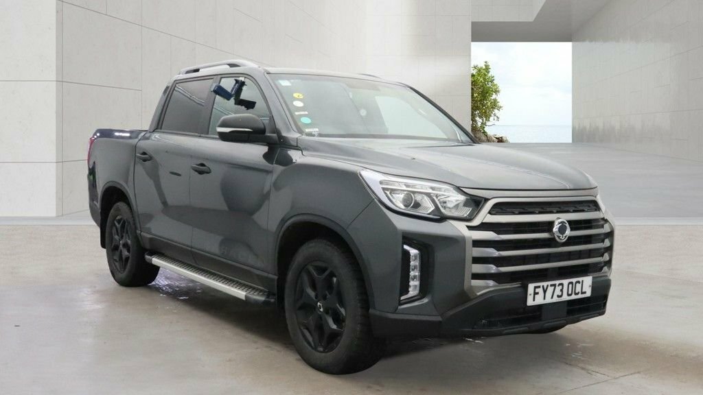 SsangYong Musso 2.2L Saracen Grey
