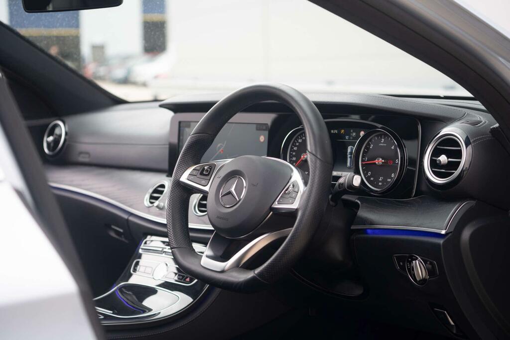 Mercedes-Benz E Class 2.0 E220d Amg Line Premium G-tronic 4Matic Euro CU68ZCE Silver #5