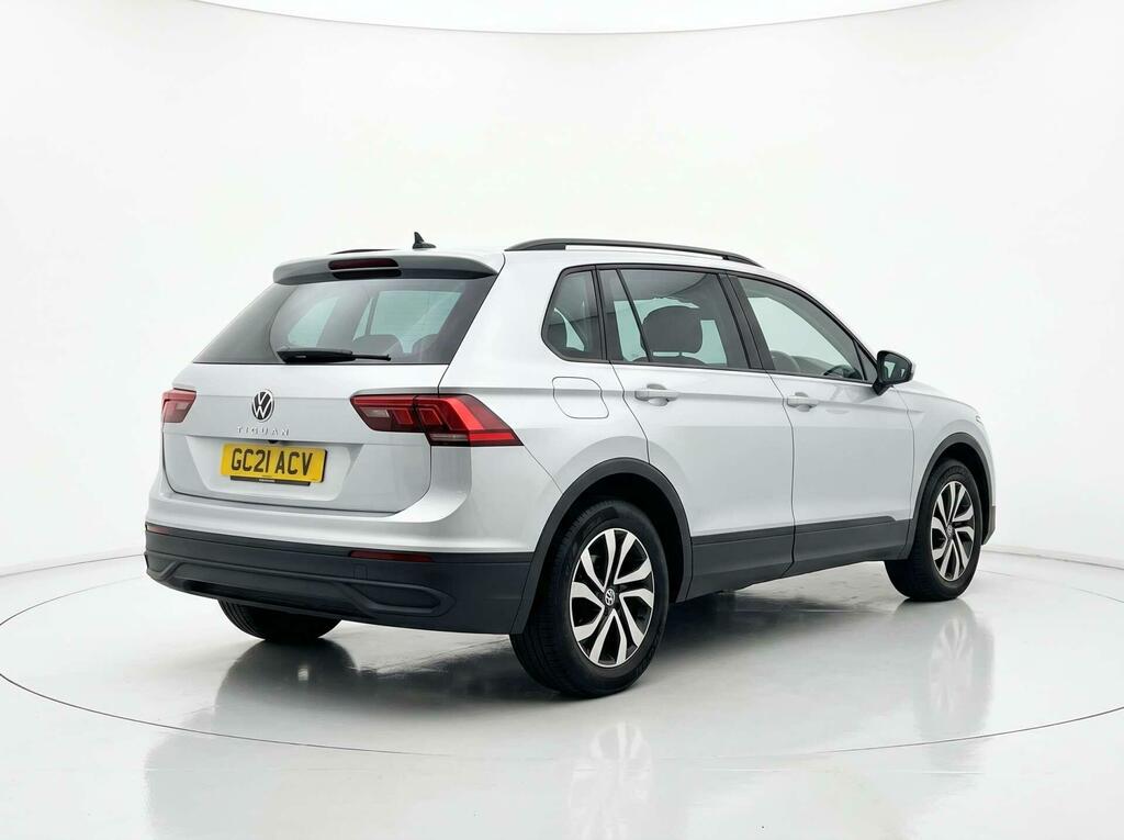 Volkswagen Tiguan 2.0 Tdi Active Euro 6 Ss GC21ACV Silver #4