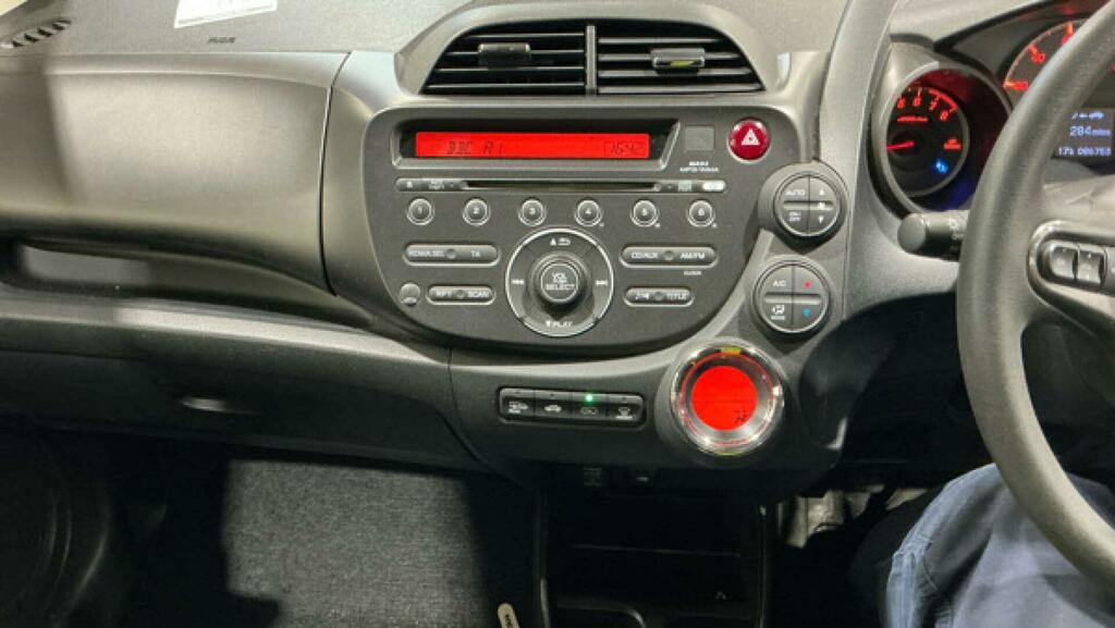 Honda Jazz Es Red #5