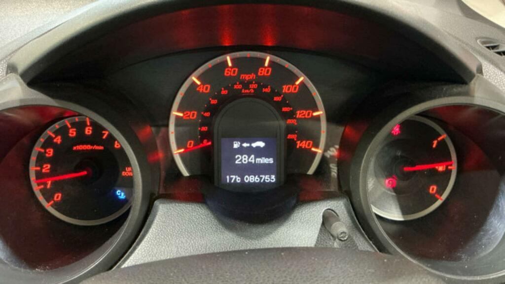 Honda Jazz Es Red #6