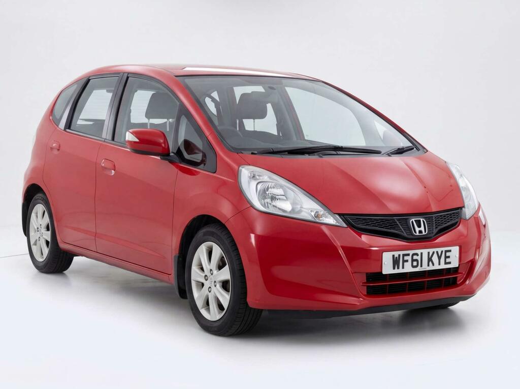 Honda Jazz Es Red