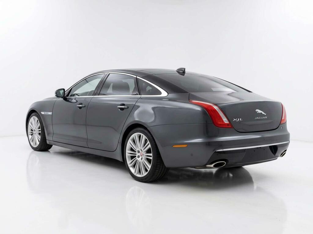 Jaguar XJ Portfolio Grey #5