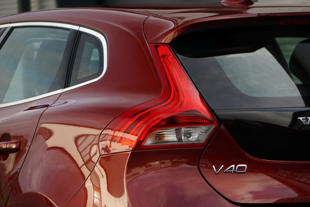 Volvo V40 2.0 D3 R-design Nav 2013 Blue #71