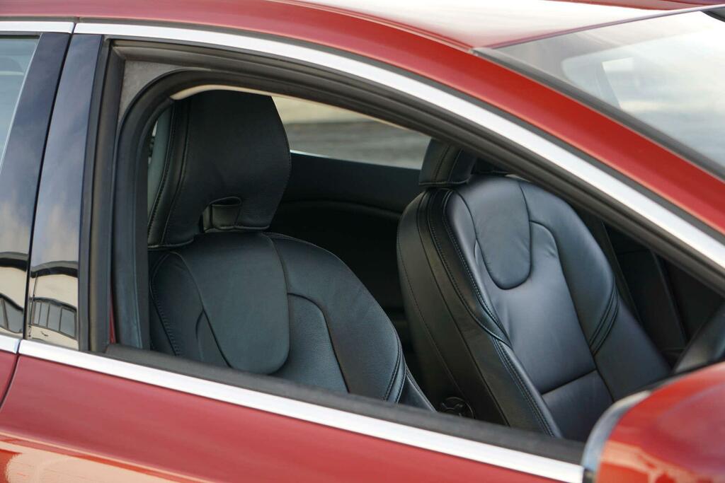 Volvo V40 2.0 D3 R-design Nav 2013 Blue #82