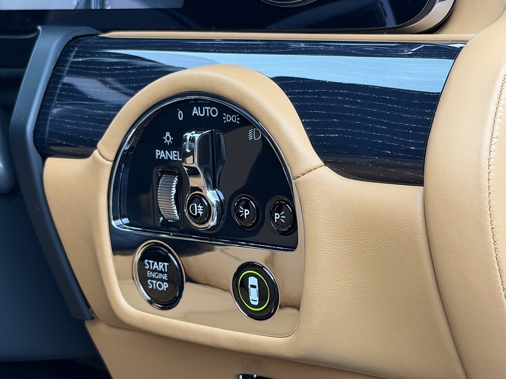Rolls-Royce Ghost Saloon 6.7 V12 Blue #28