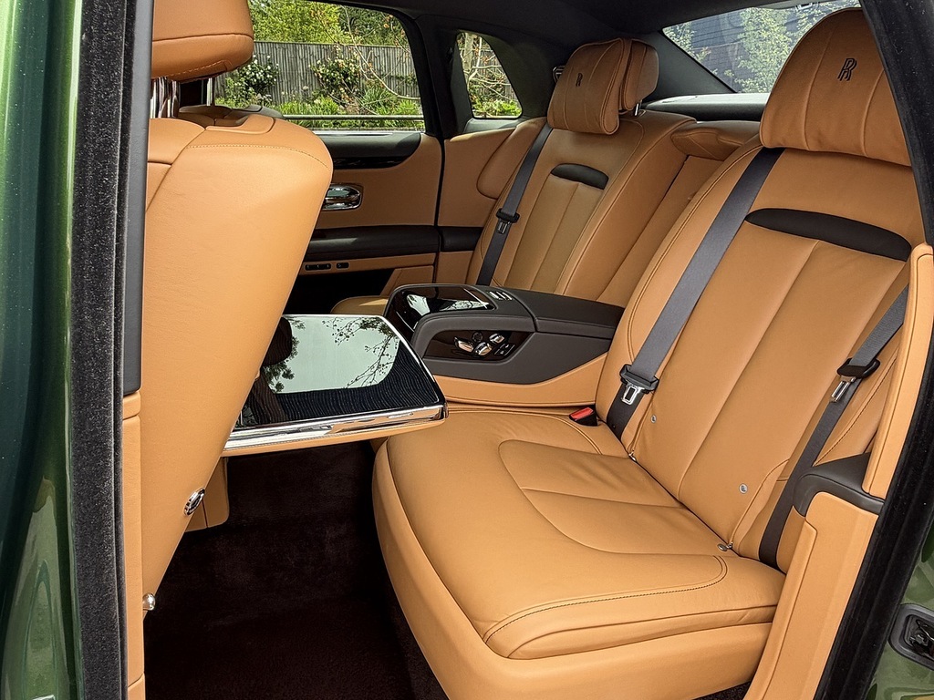 Rolls-Royce Ghost Saloon 6.7 V12 Blue #47