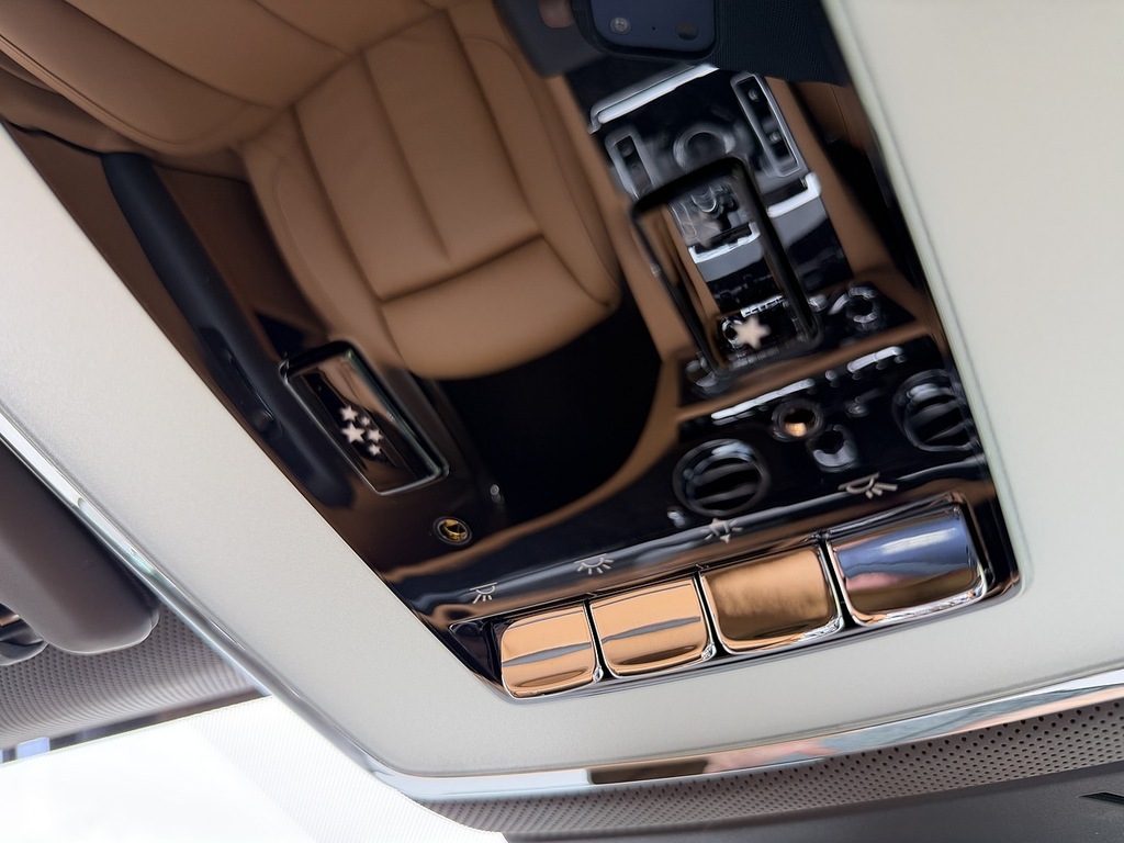 Rolls-Royce Ghost Saloon 6.7 V12 Blue #67