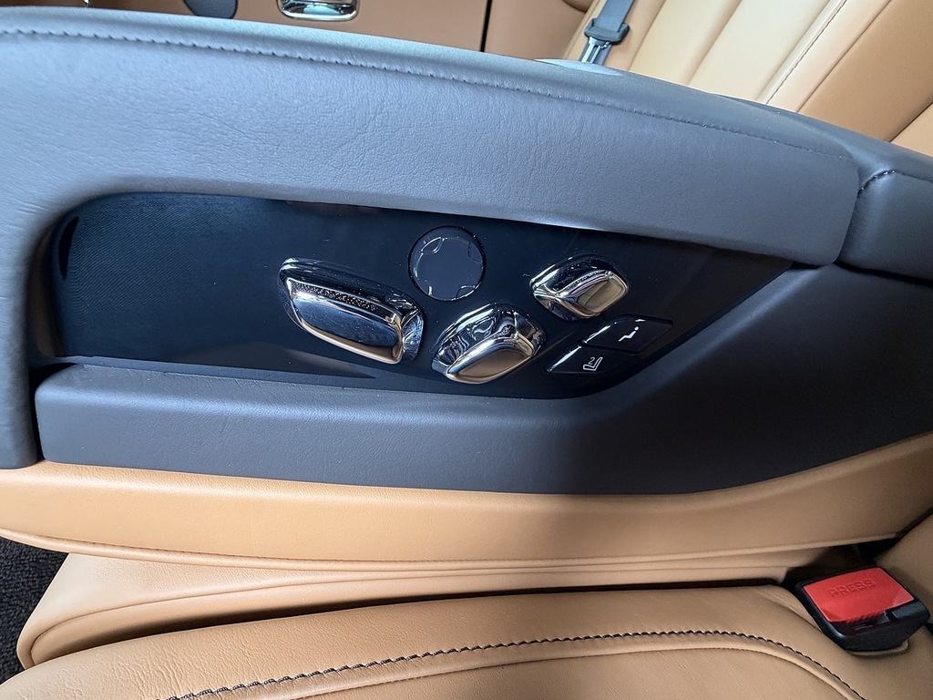 Rolls-Royce Ghost Saloon 6.7 V12 Blue #57