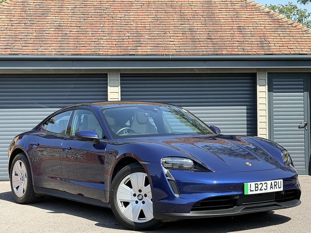 Porsche Taycan Performance Blue
