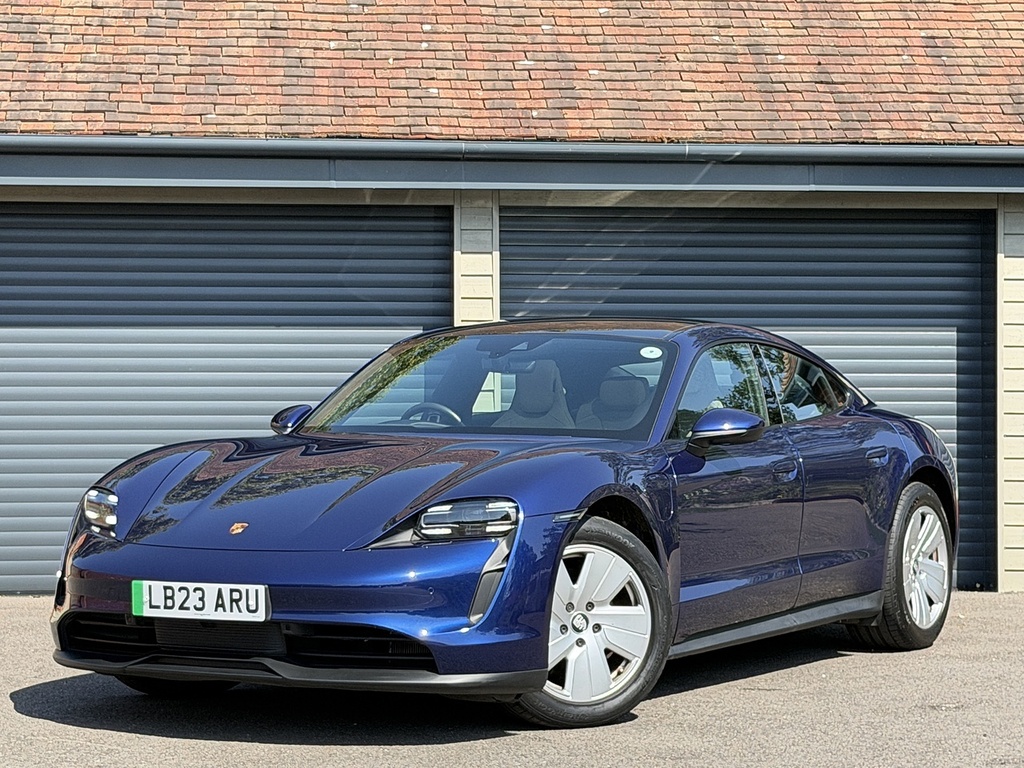 Porsche Taycan Performance Blue #4