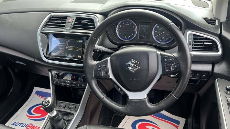 Suzuki SX4 S Cross  Green #15