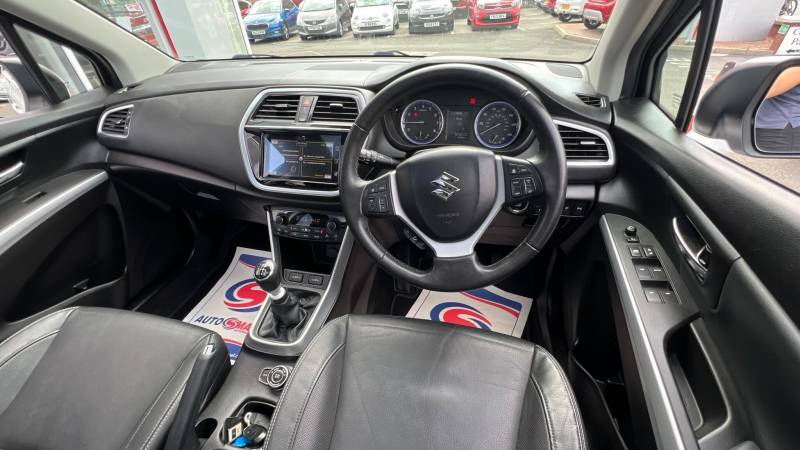 Suzuki SX4 S Cross  Green #16