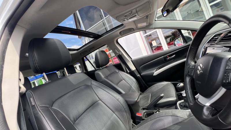 Suzuki SX4 S Cross  Green #19