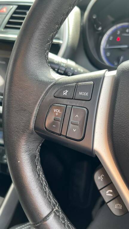 Suzuki SX4 S Cross  Green #32