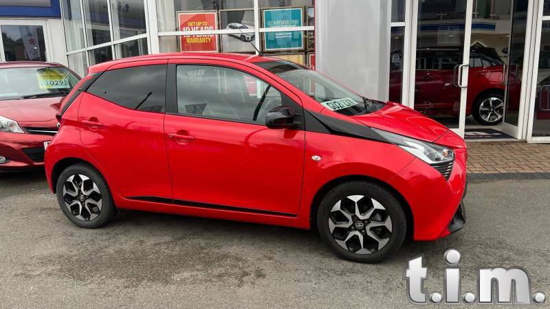 Toyota Aygo 1.0 Vvt-i X-trend Tss Red
