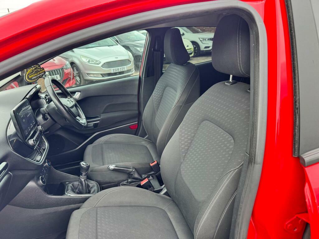 Ford Fiesta Active 1 White #14