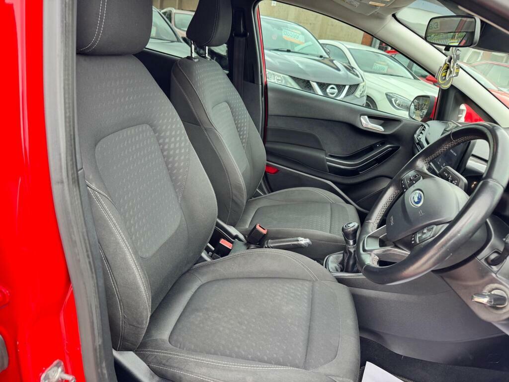 Ford Fiesta Active 1 White #24