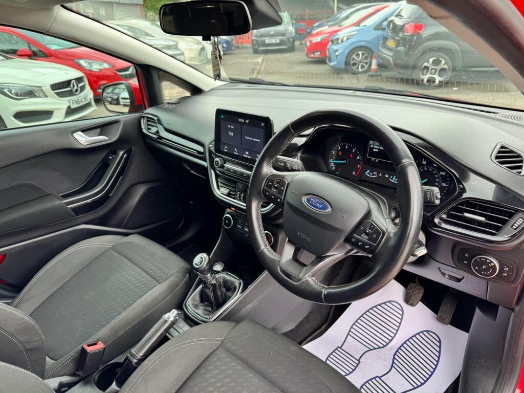 Ford Fiesta Active 1 White #13