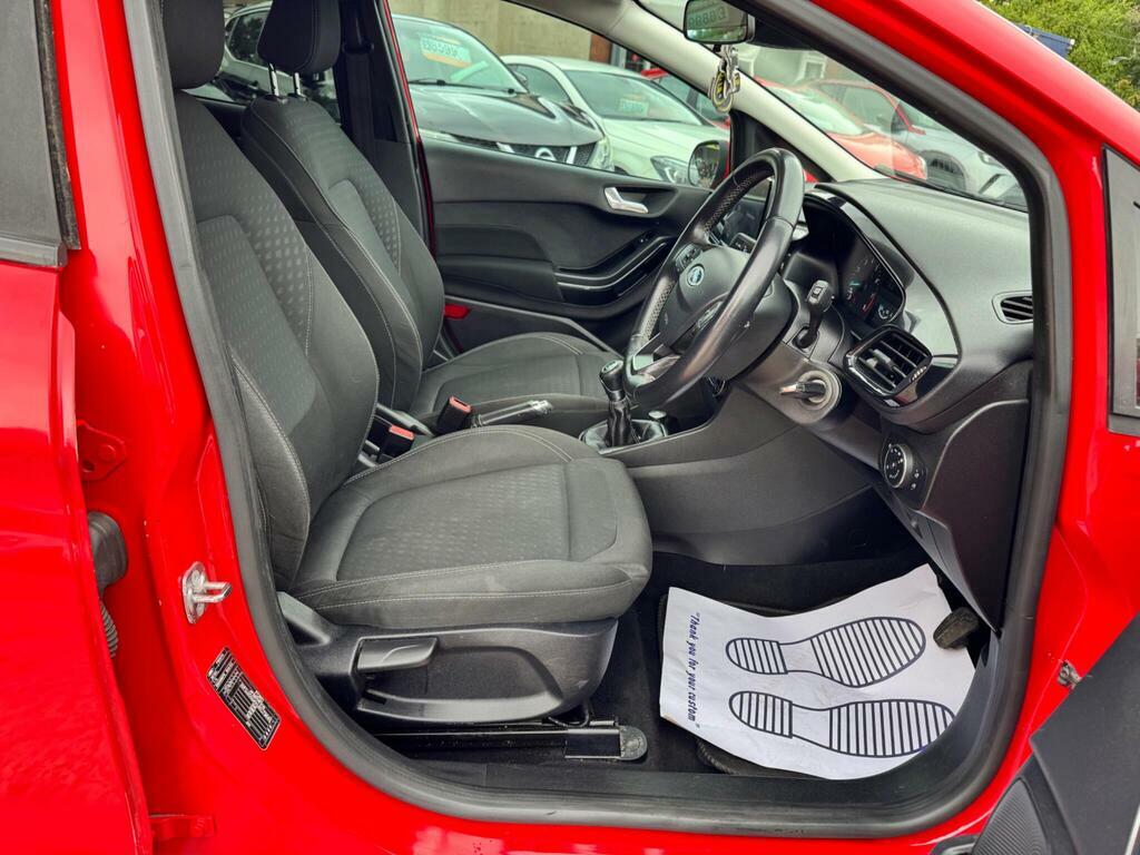 Ford Fiesta Active 1 White #16