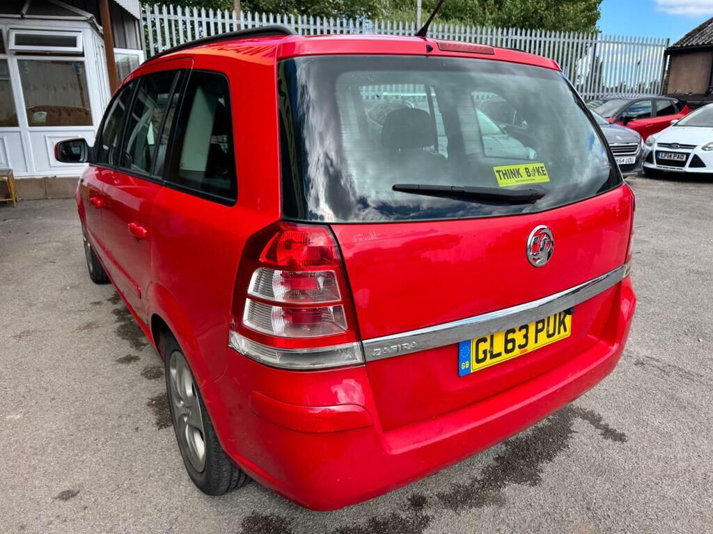 Vauxhall Zafira Red #10