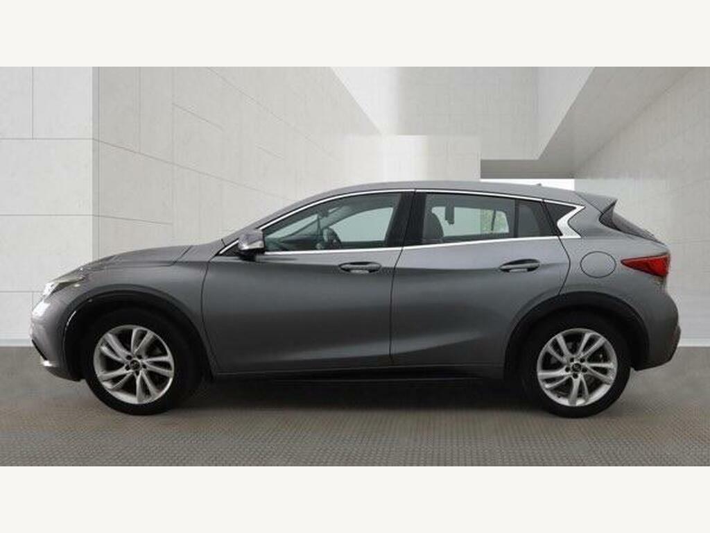 Infiniti Q30 Hatchback Grey #7