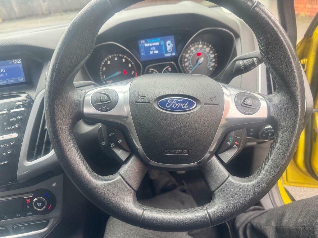 Ford Focus 1.6 Zetec Euro 5 Black #18